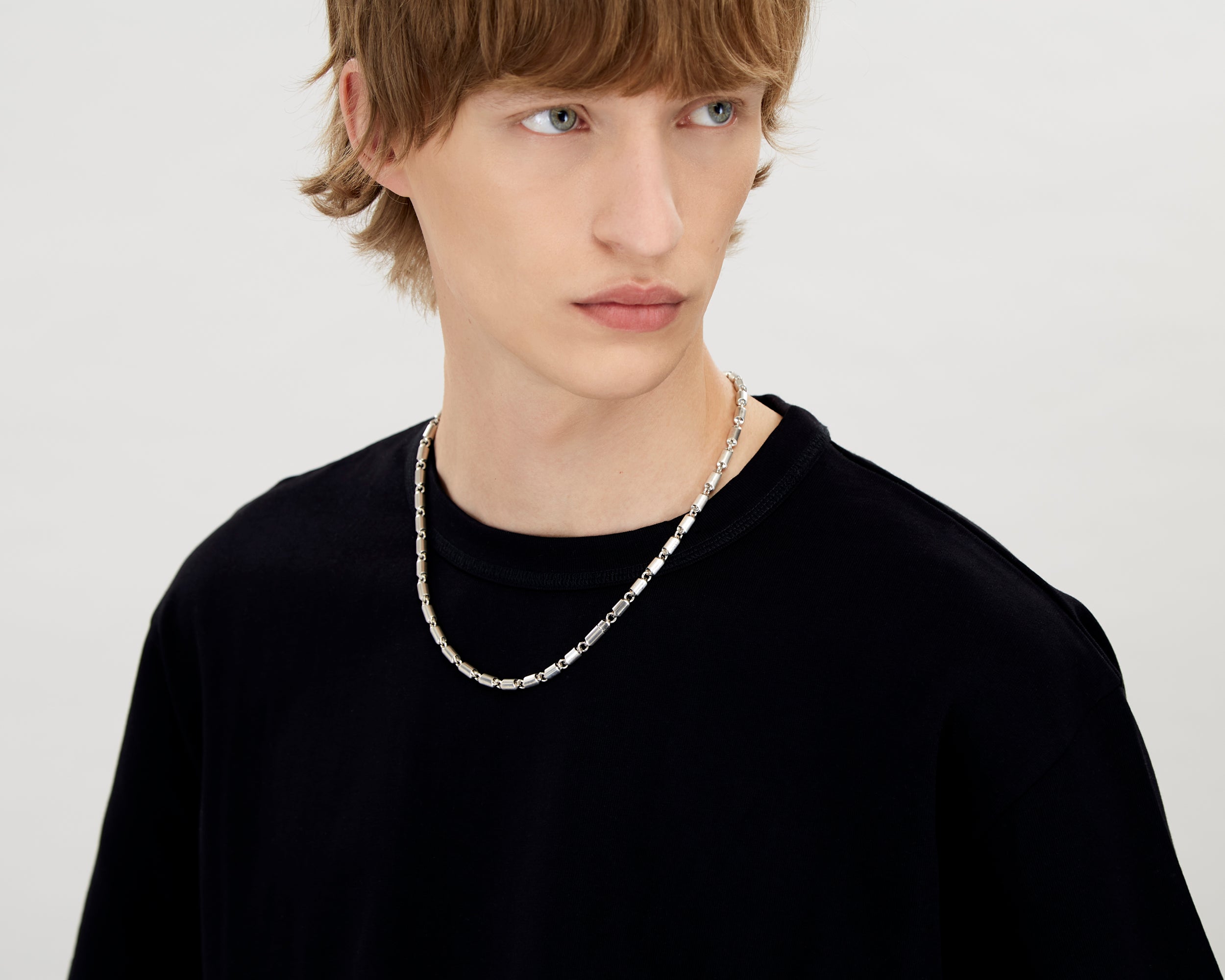 segment necklace 77g