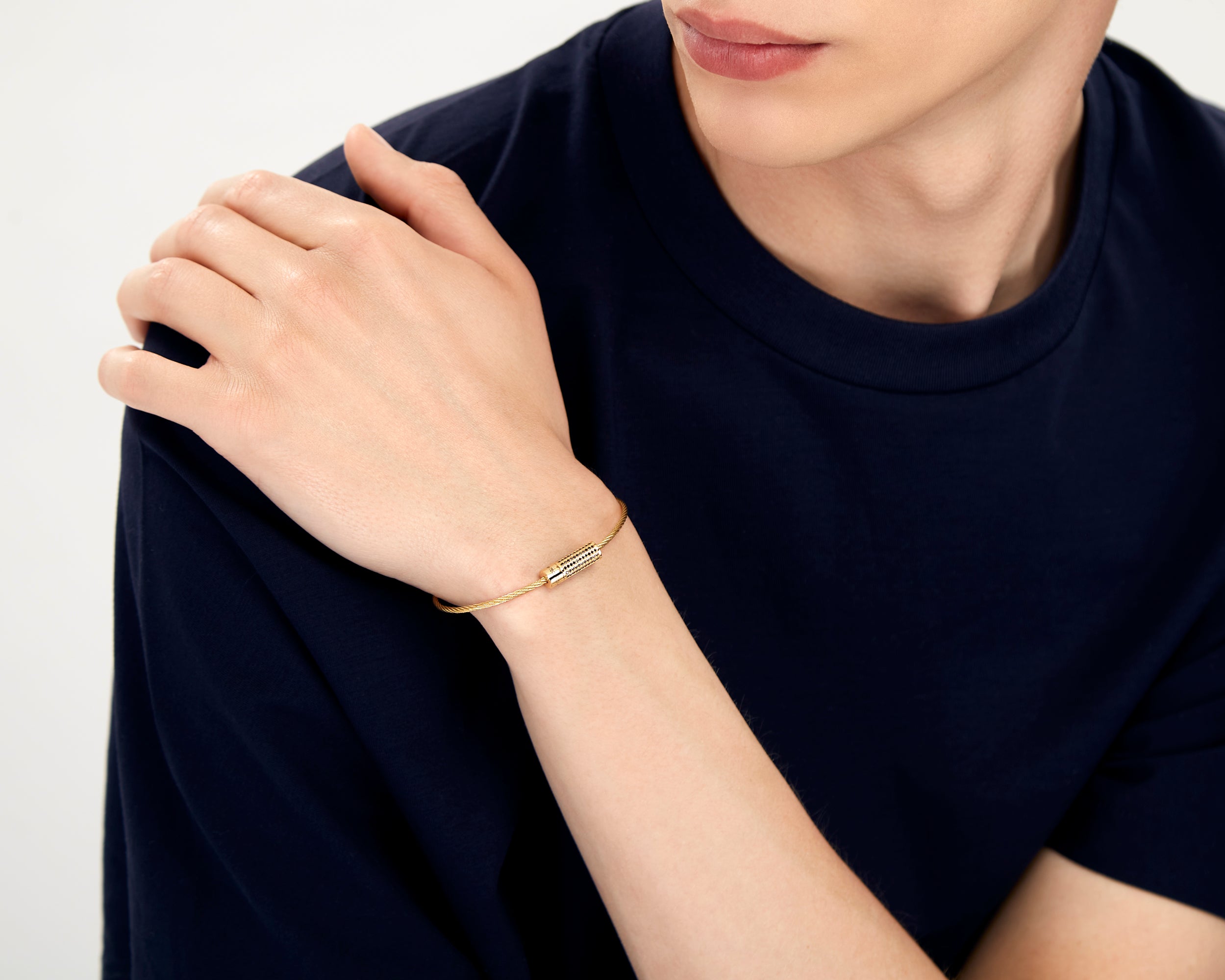 9g cable bracelet