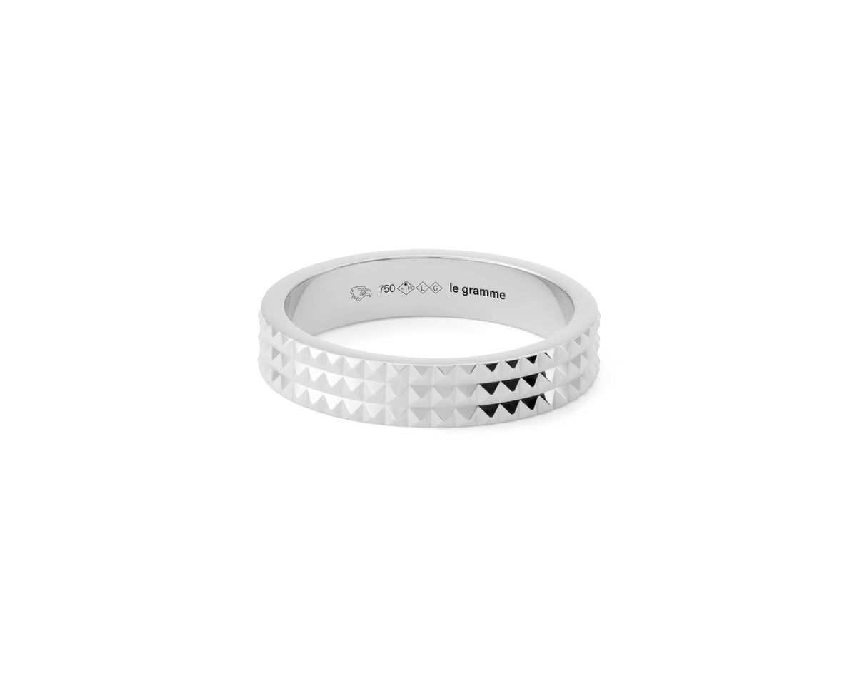 guilloche ribbon wedding ring 7g